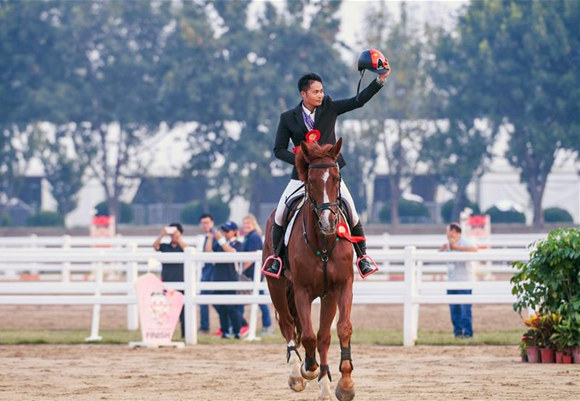 高清组图：全运会马术三项赛个人，广东队选手梁锐基夺冠