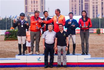 高清组图：全运会马术三项赛个人颁奖仪式