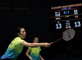 高清组图：全运会羽毛球女子双打，骆赢/骆羽夺冠