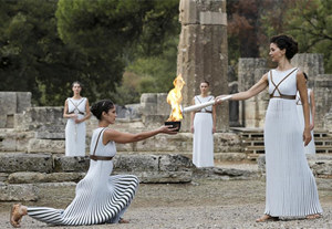 平昌冬奥会圣火采集仪式在奥运会发源地希腊举行