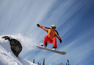 单板滑雪大跳台国家队领队：&ldquo;沸雪&rdquo;赛重在练兵，争取平昌冬奥会参赛名额