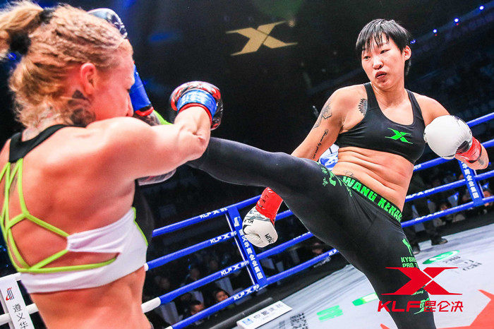 时隔半年&ldquo;KO女王&rdquo;重登昆仑决擂台：险胜对手，复出再上征途