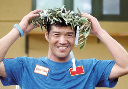 从极限跑者到政协委员，陈盆滨履职不忘普及跑步知识