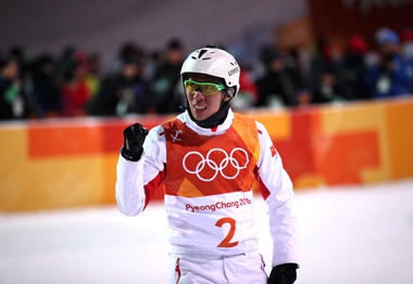 平昌冬奥会：贾宗洋获滑雪男子空中技巧银牌