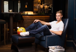 拜仁基米希专栏(2)|天才足球少年背后的两个&ldquo;可爱女人&rdquo;