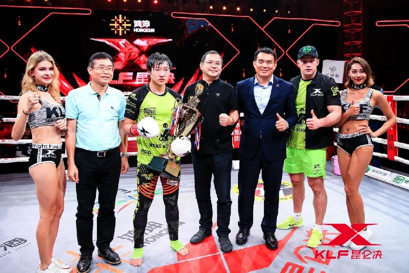 昆仑决70三亚汪柯菡王文峰胜，胡亚非终结日本悍将