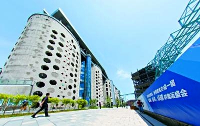 从&ldquo;钢铁侠&rdquo;到&ldquo;体育排头兵&rdquo;，体育让这家国企实现了跨越式的发展