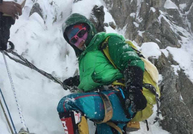 中国女性登山者罗静冲击完攀14座8000米以上高峰