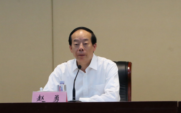 体育总局单板滑雪跨界跨项跨季选材工作电视电话会议，强调以超常规举措备战北京冬奥会