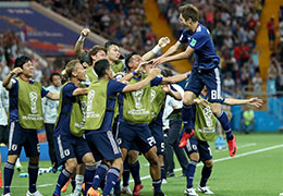 八分之一决赛：日本队原口元气进球