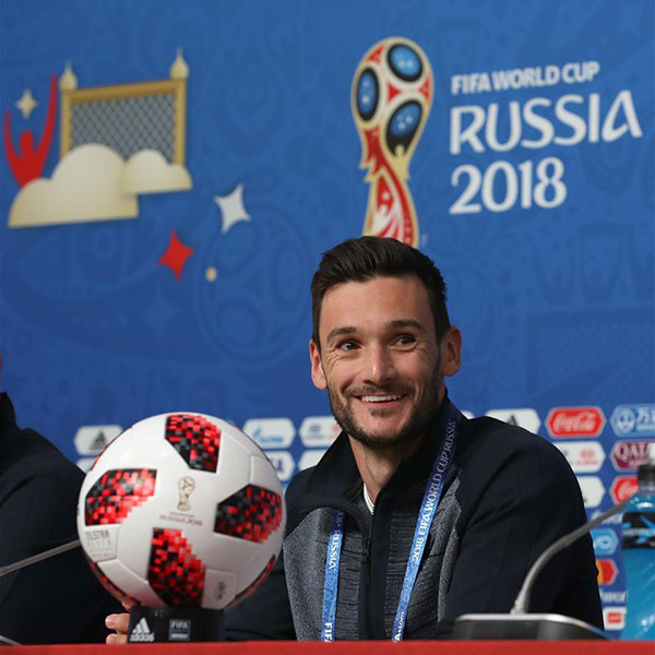 法国队召开新闻发布会