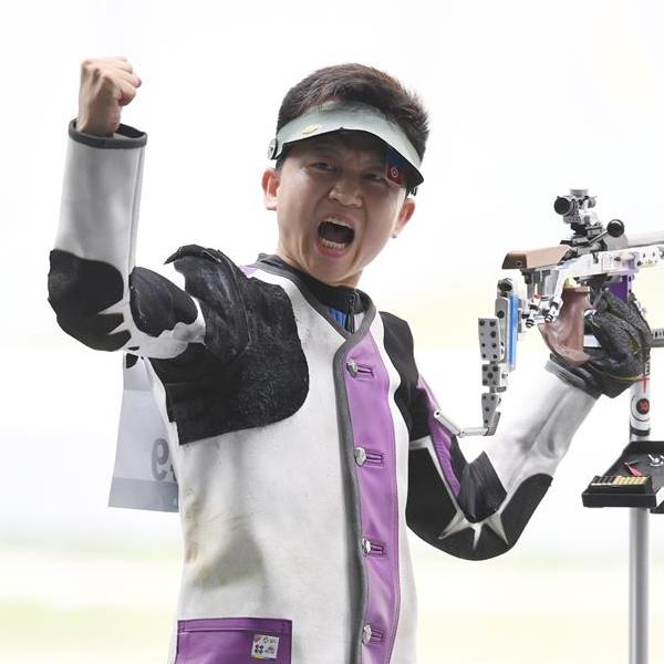 亚运会射击&mdash;&mdash;男子50米步枪三姿：中国选手惠子程夺冠