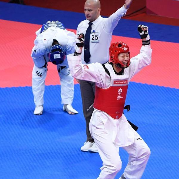 跆拳道女子57公斤级：中国选手骆宗诗夺冠