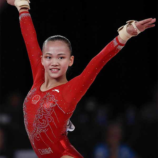 陈一乐获得女子个人全能金牌