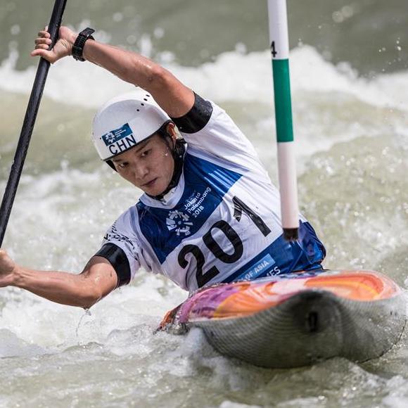 亚运会皮划艇&mdash;&mdash;女子激流回旋：李彤摘银