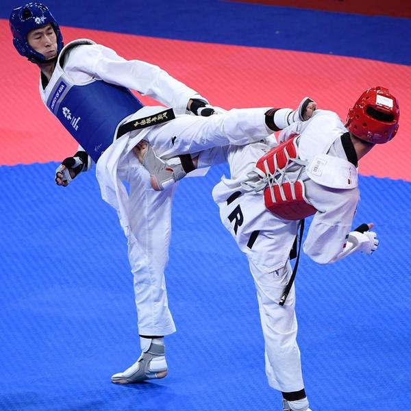 跆拳道男子63公斤以下级：赵帅获得银牌