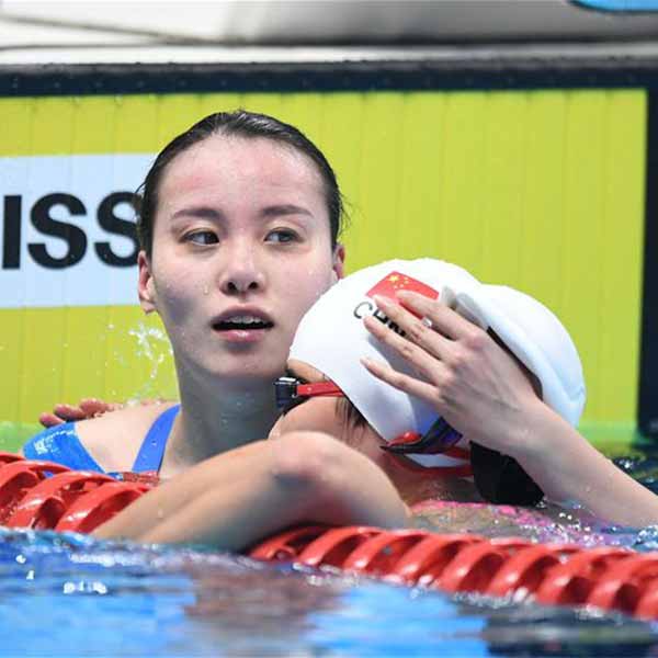 女子100米仰泳决赛赛况