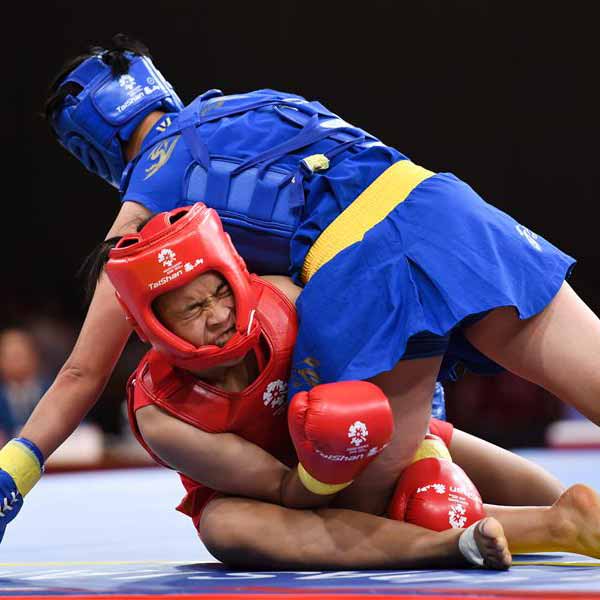 女子散打60公斤以下半决赛赛况
