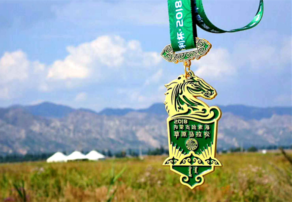 2018哈素海马拉松开跑，5000名跑友畅游&ldquo;塞外西湖&rdquo;