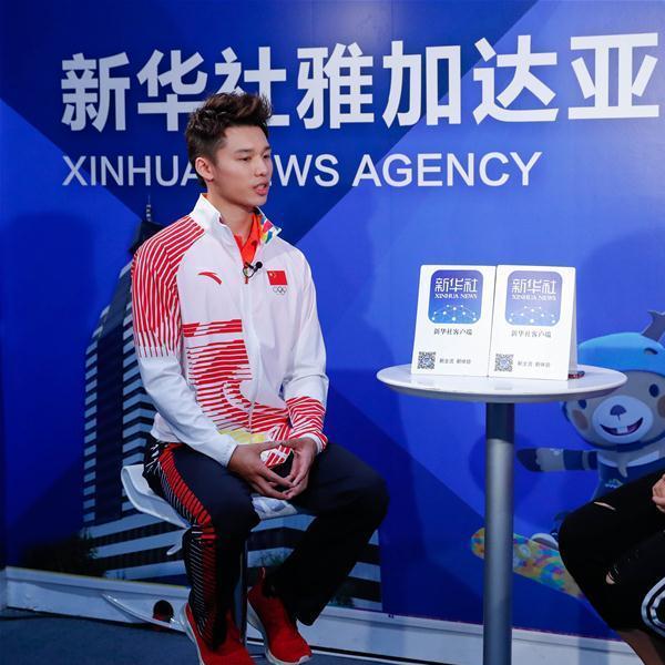 陈艾森接受新华社记者专访