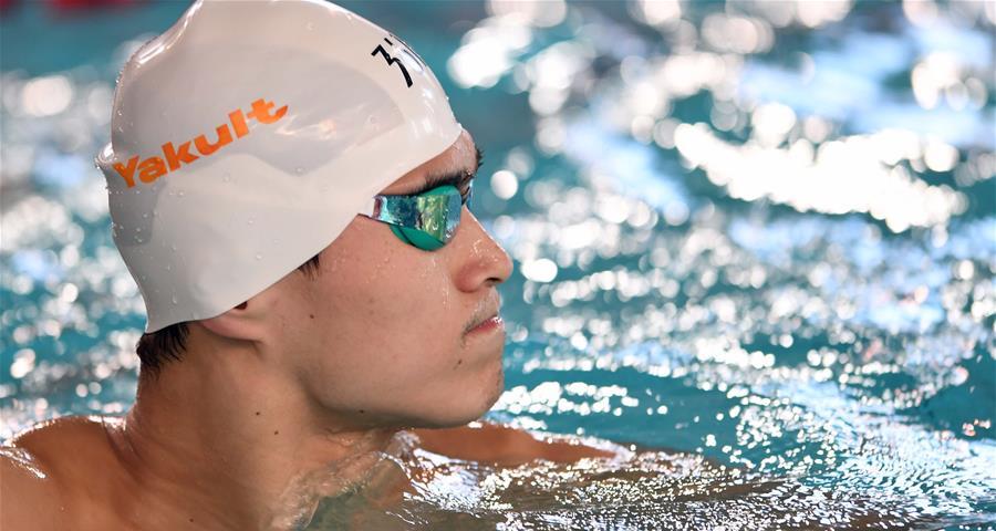 中国游泳队昆明冬训储备体能