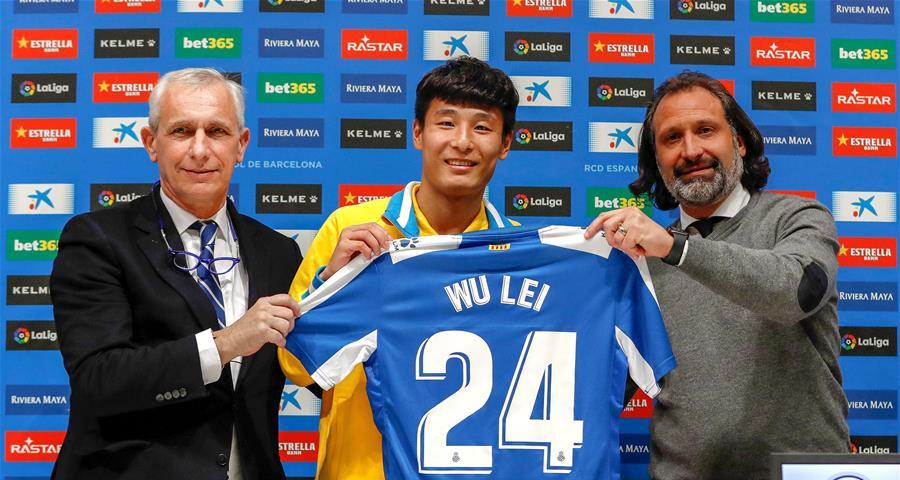 这是武磊加盟西班牙人后的首次亮相！