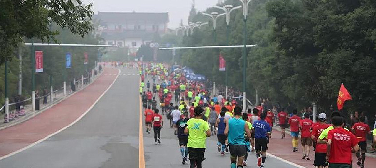 跑武胜马拉松遇到陡坡，你可以这样&ldquo;破&rdquo;