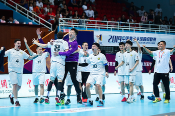 手球联赛上演&ldquo;七米球大战&rdquo; 北京队憾负广东队