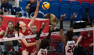 第四场：第四个3:0！中国女排世界杯轻取多米尼加队