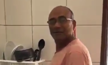 绝了！这位大叔自制跑步机