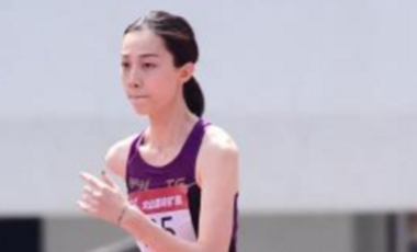 长腿女神的居家健身法