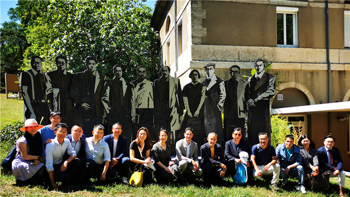 索恩河上挥桨推动&ldquo;广州-里昂&rdquo;友城之谊新发展