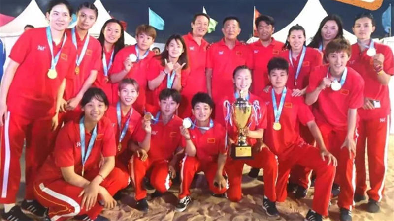 沙滩手球 体育竞技时尚新宠