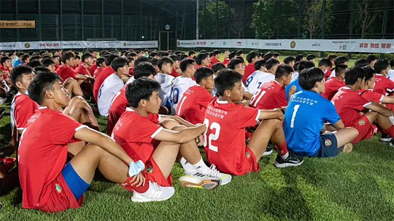 营区动态 | 高中男子二、三年级组召开动员大会