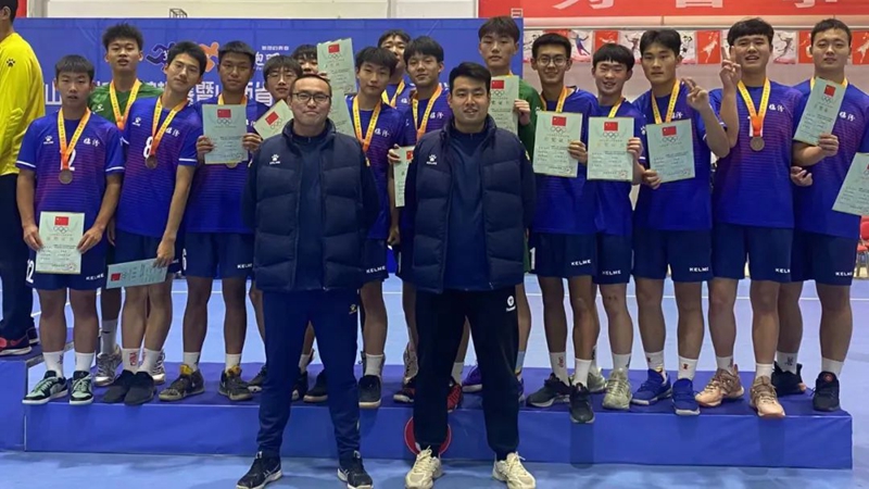 600年底蕴山西曲沃中学校 热心推广手球运动