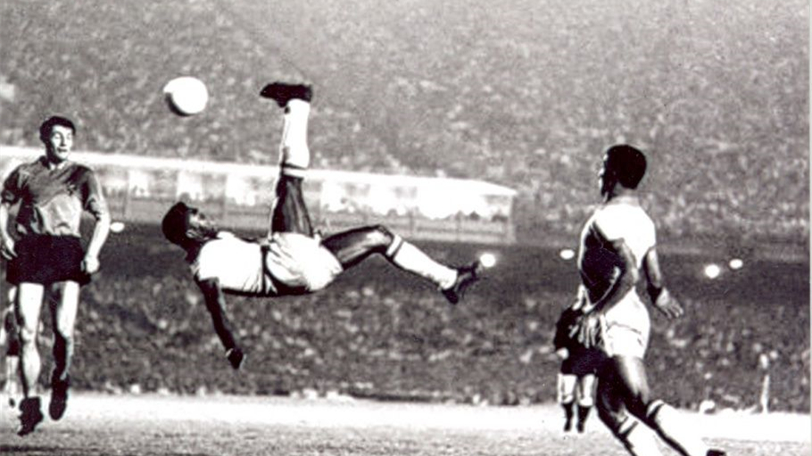 巴西各界悼念贝利