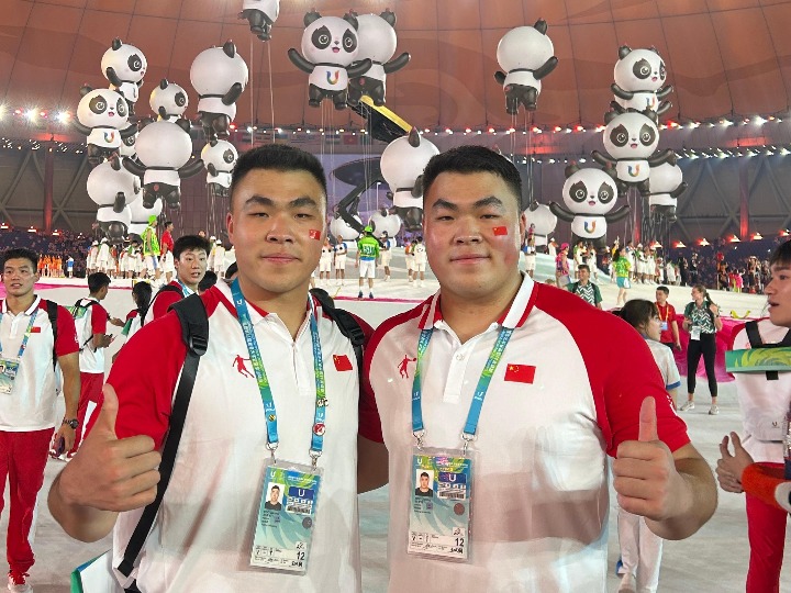 追光 | 一起参加成都大运会的北大双胞胎是怎样炼成的？