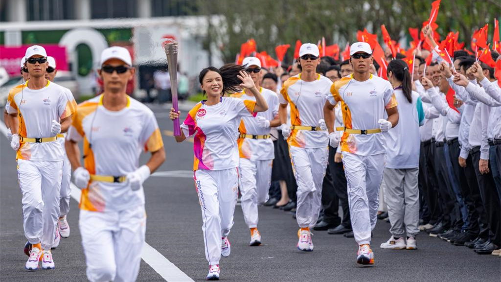 杭州亚运会｜杭州亚运会火炬在台州传递