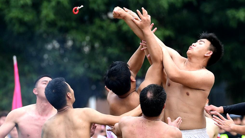 追光 | 这项运动为何被称为&ldquo;东方橄榄球&rdquo;？