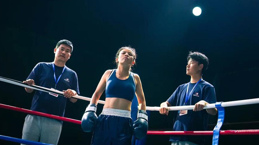 追光丨从拳击&ldquo;小白&rdquo;到全国冠军，她的故事热辣滚烫！