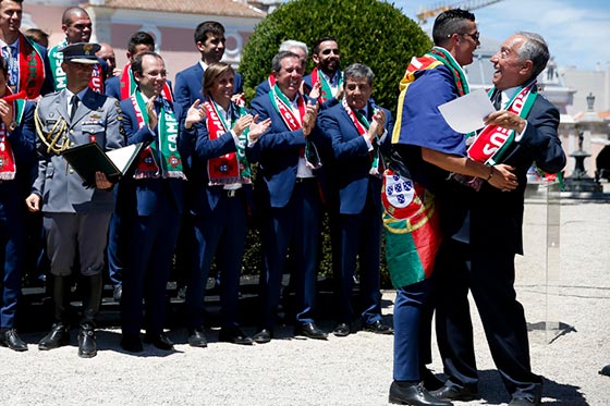 葡總統接見冠軍隊員