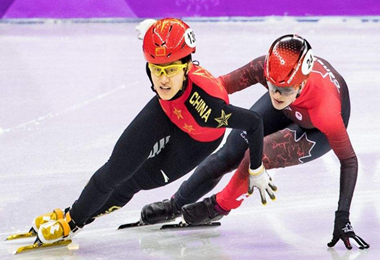 平昌冬奥会短道速滑女子1500米：中国17岁小将李靳宇夺得银牌
