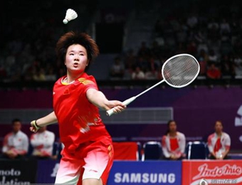 不敌日本 中国羽毛球队获得女团亚军