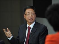 黃葦町解答主持人問題