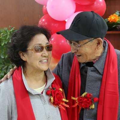 重阳节 听听金婚老人的真情告白