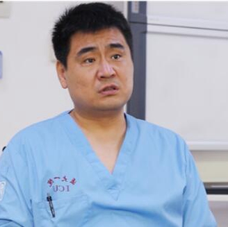 在ICU，我们是和死神较劲的人