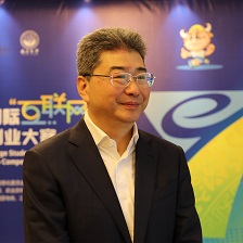 为青年学生搭建实现创新创业梦想大舞台