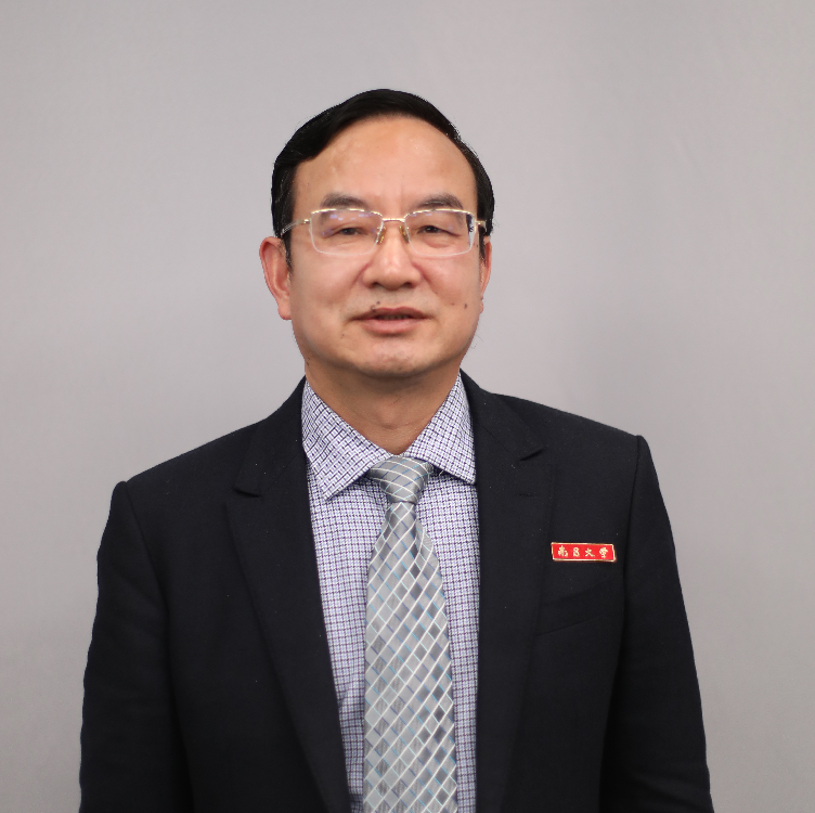 扎根红土地 发展符合国家需要的高等教育