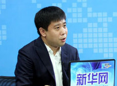 賓陳曉在訪談現場