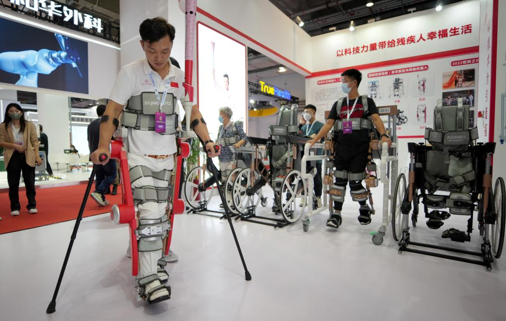 脑机接口赋能外骨骼电机迎来商业化提速与国产替代窗口期